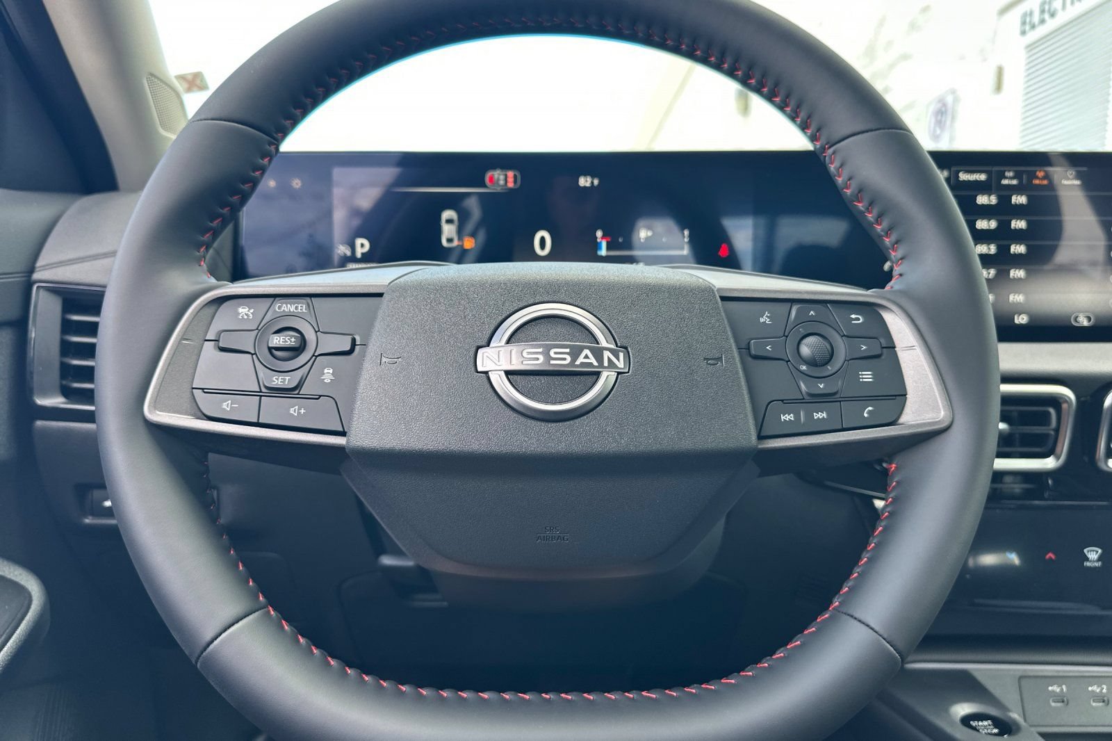 New 2026 Nissan Sentra SR w/ Floor Mat Package FWD image 19