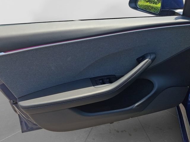 Used 2024 Tesla Model 3 Long Range RWD image 12