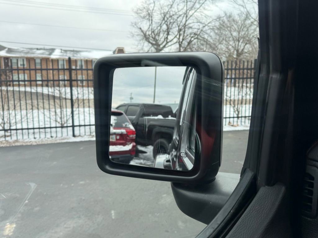 Used 2022 Jeep Wrangler Unlimited Rubicon w/ Cold Weather Group image 19