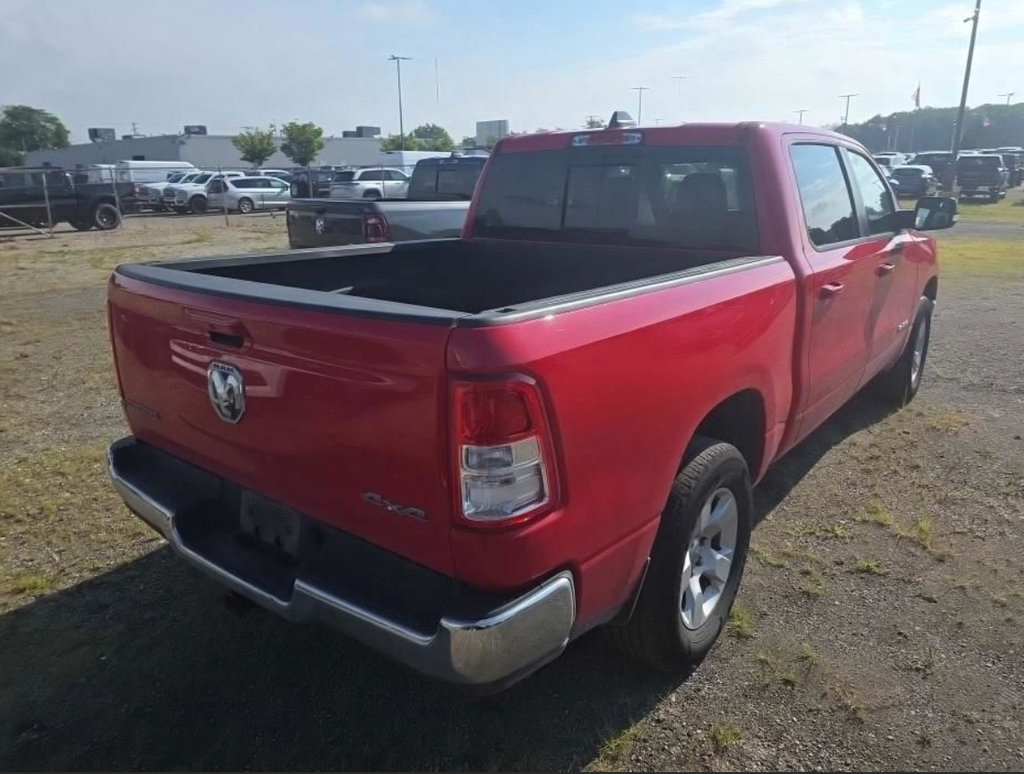 Used 2022 RAM 1500 Big Horn AWD/4WD image 3