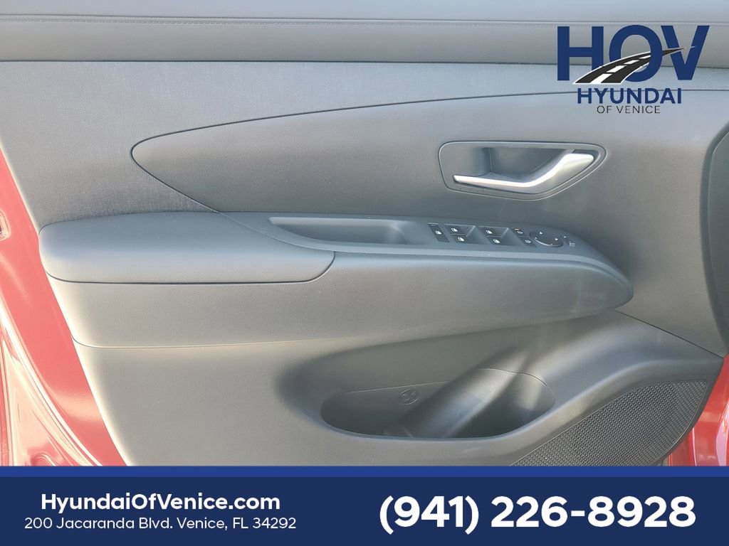 Certified 2025 Hyundai Tucson SEL image 30