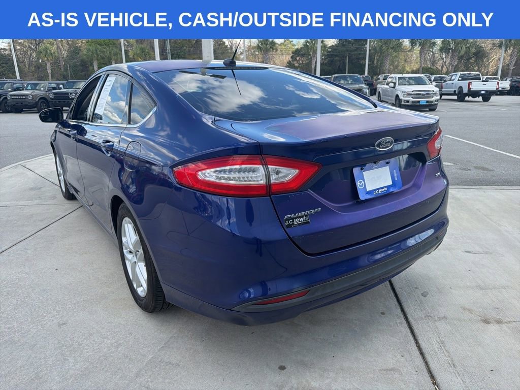 Used 2015 Ford Fusion SE image 6