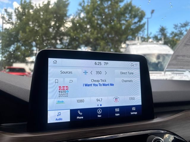 Used 2020 Ford Escape Titanium AWD/4WD image 25