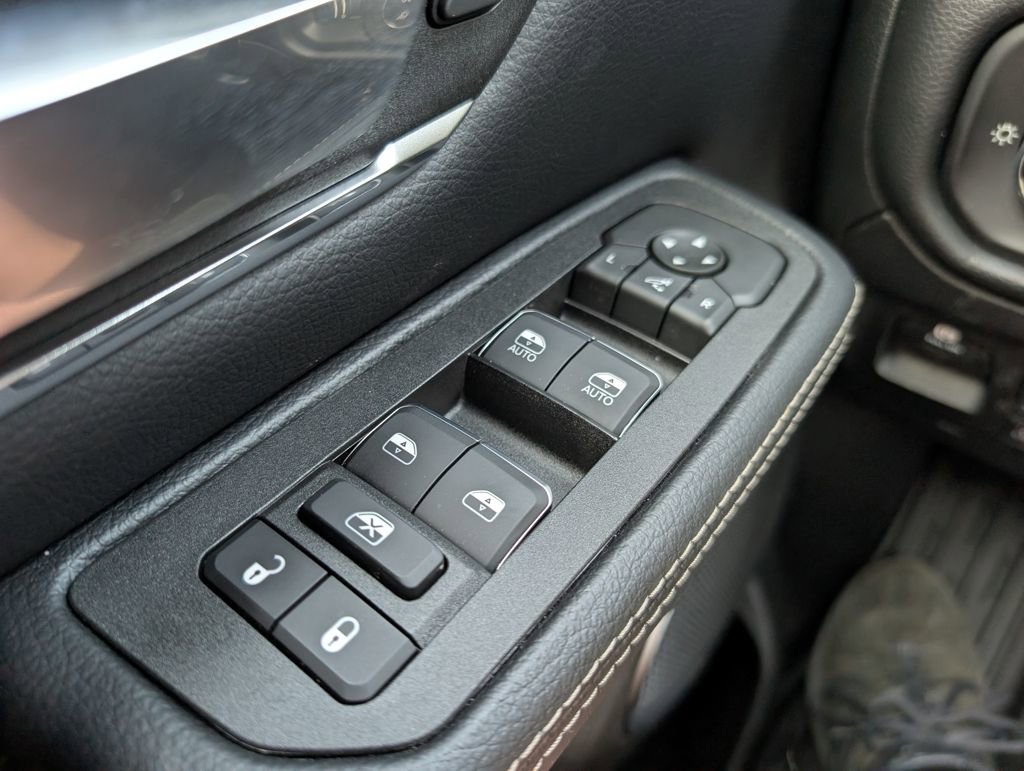 New 2026 RAM 1500 Laramie w/ Night Edition image 43