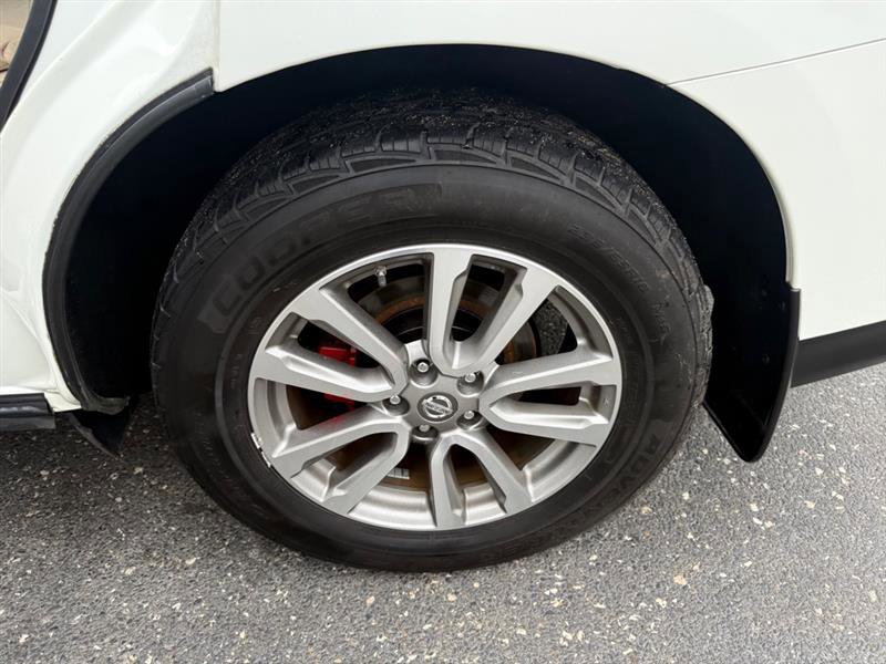 Used 2014 Nissan Pathfinder SL w/ Cargo Package image 34