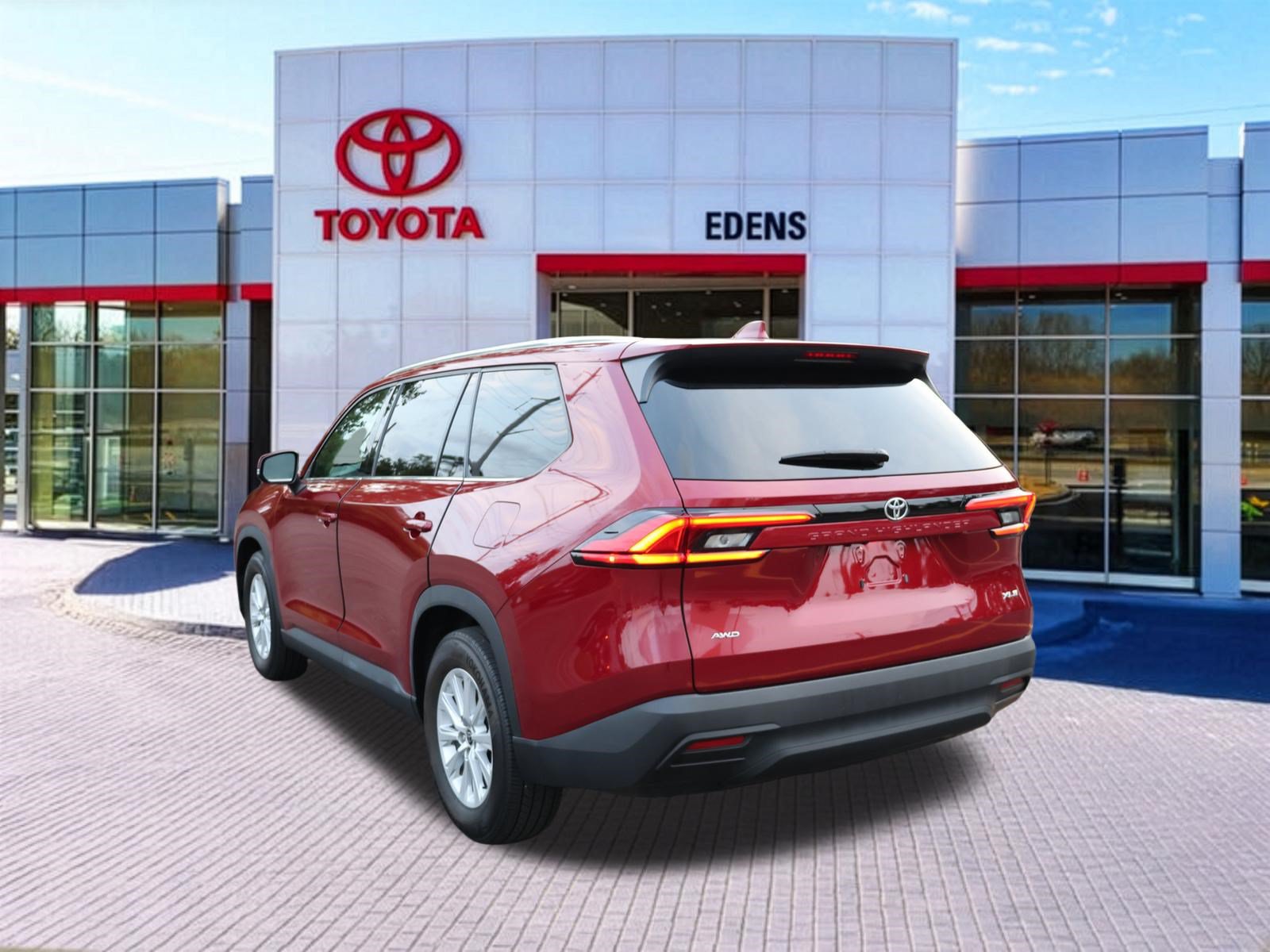 Certified 2024 Toyota Grand Highlander AWD image 8