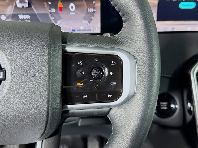 New 2026 Nissan Armada SL w/ Captain's Chari Seat Package image 15