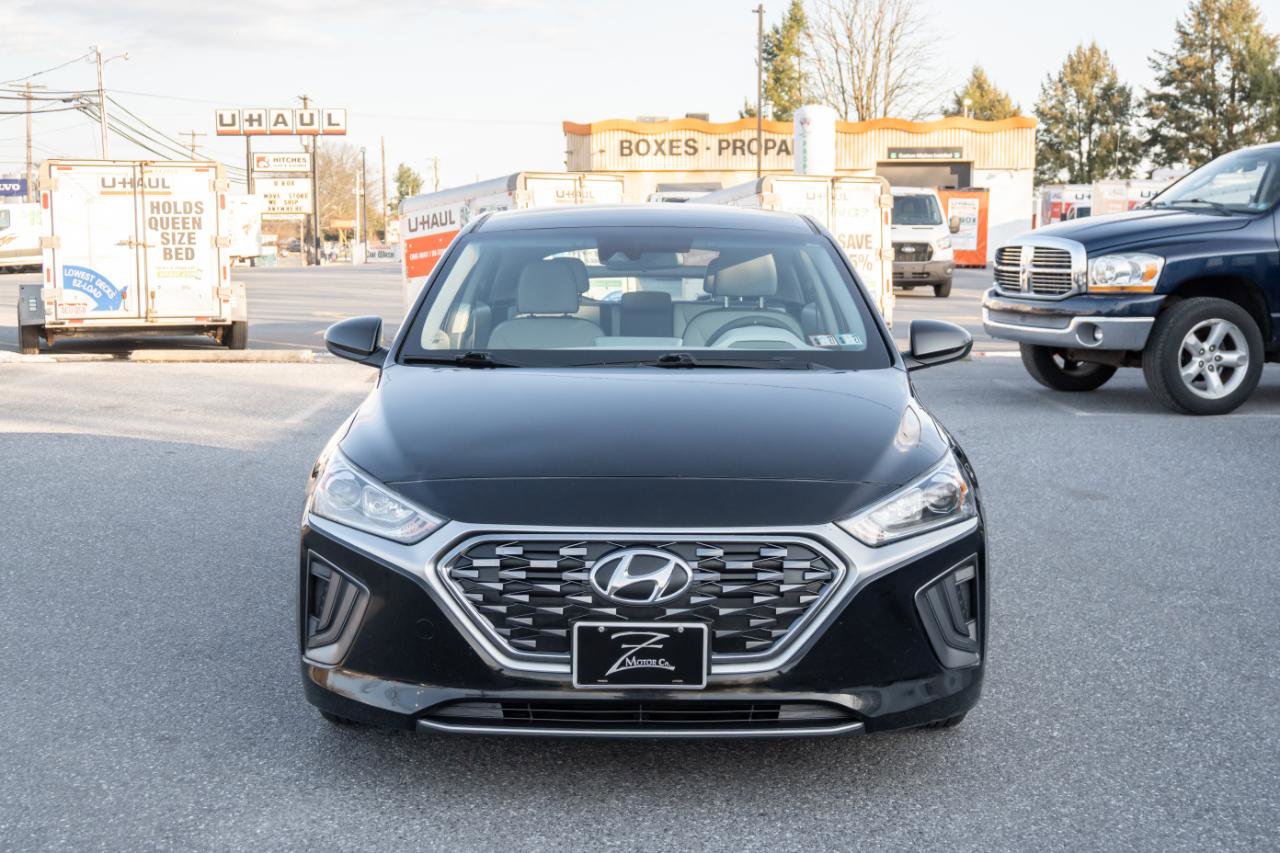 Used 2020 Hyundai Ioniq Blue FWD image 5