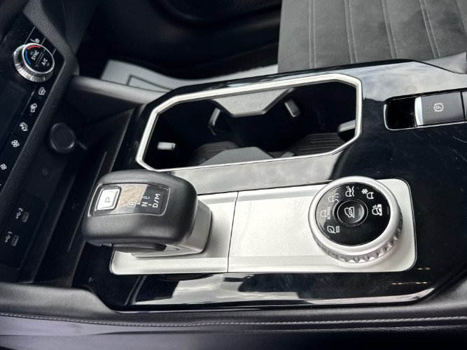 Used 2025 Mitsubishi Outlander SE AWD/4WD image 18
