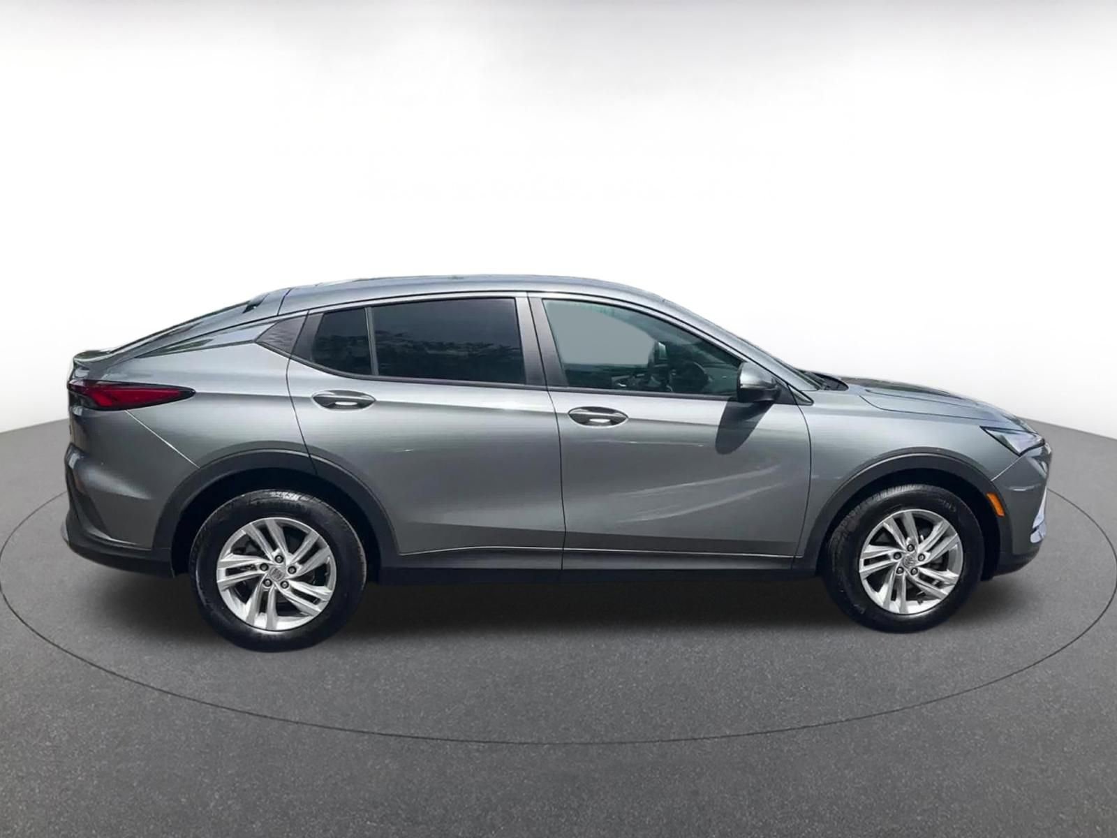 Used 2025 Buick Envista Preferred image 16