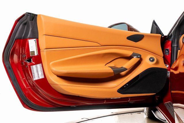 Used 2022 Ferrari F8 Tributo image 51