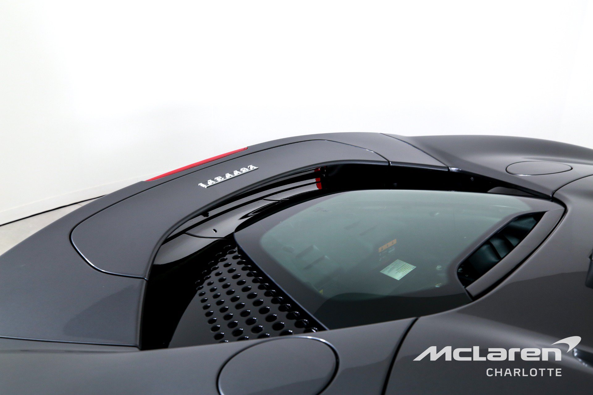 Used 2022 Ferrari SF90 Spider AWD/4WD image 28