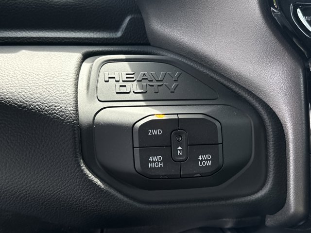 New 2026 RAM 3500 Laramie AWD/4WD image 30