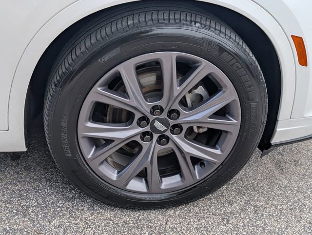 Used 2020 Cadillac XT6 Premium Luxury image 16