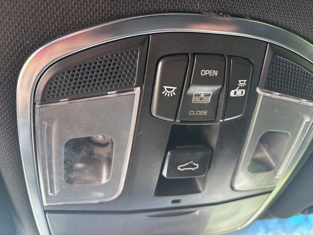 Used 2018 Hyundai Sonata Limited FWD image 28