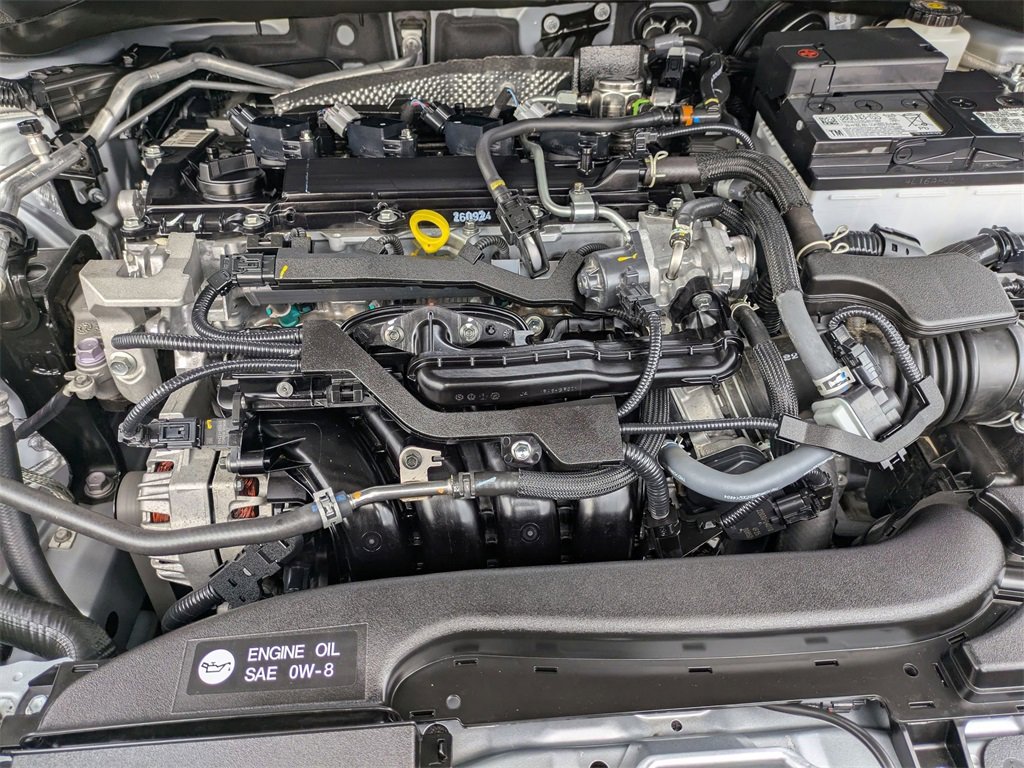 Used 2025 Toyota Corolla Cross LE image 36