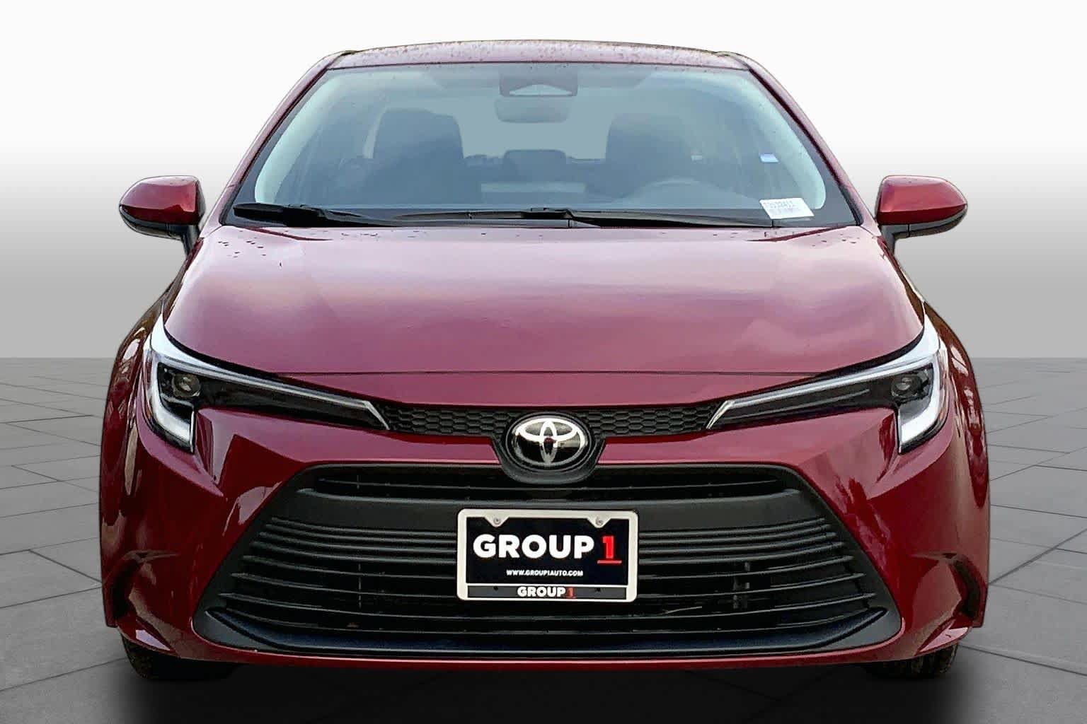 Used 2026 Toyota Corolla LE FWD image 4