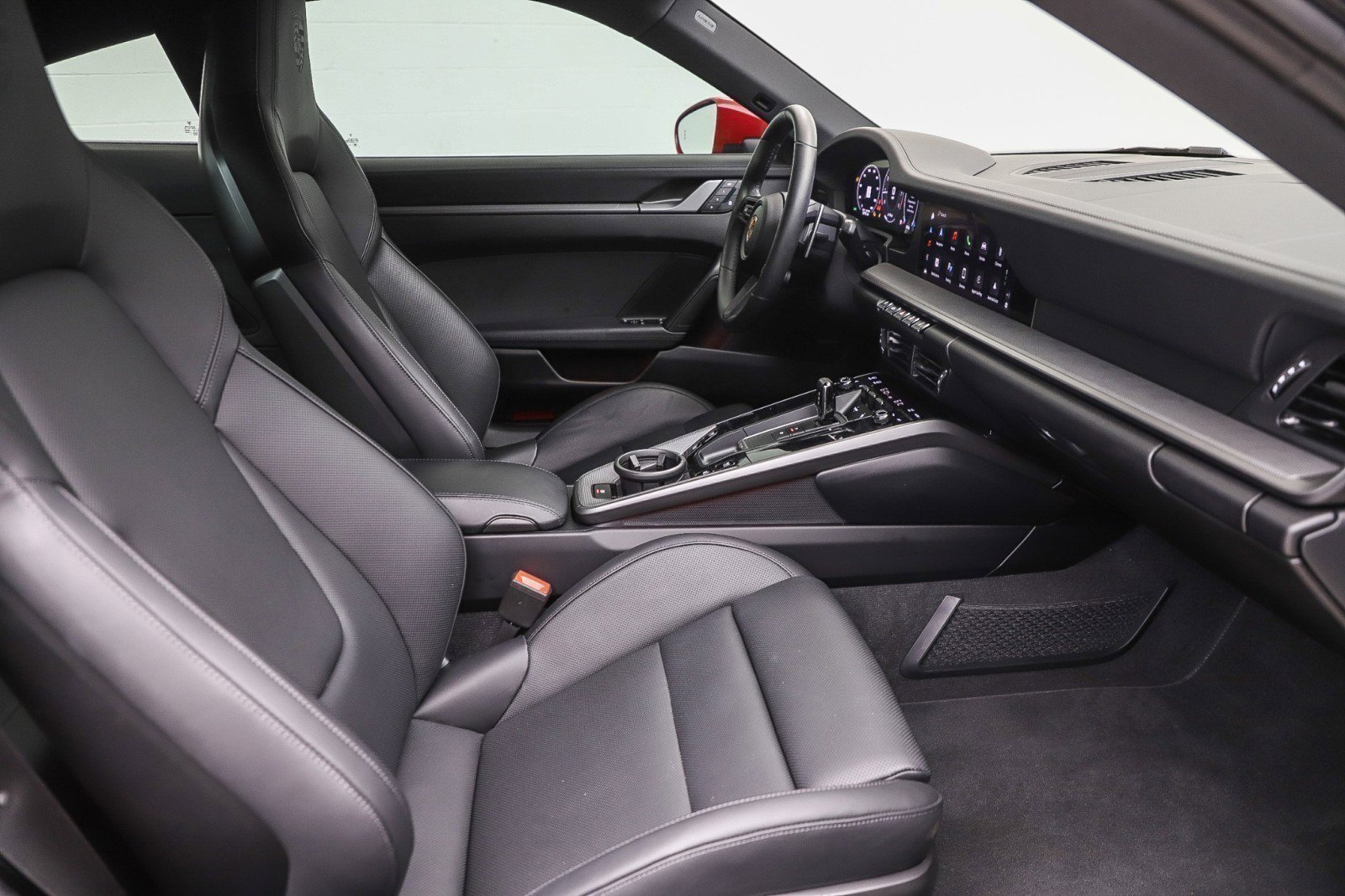 Used 2025 Porsche 911 Carrera S RWD image 26