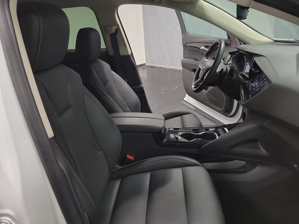 Used 2023 Buick Envision Essence FWD image 22