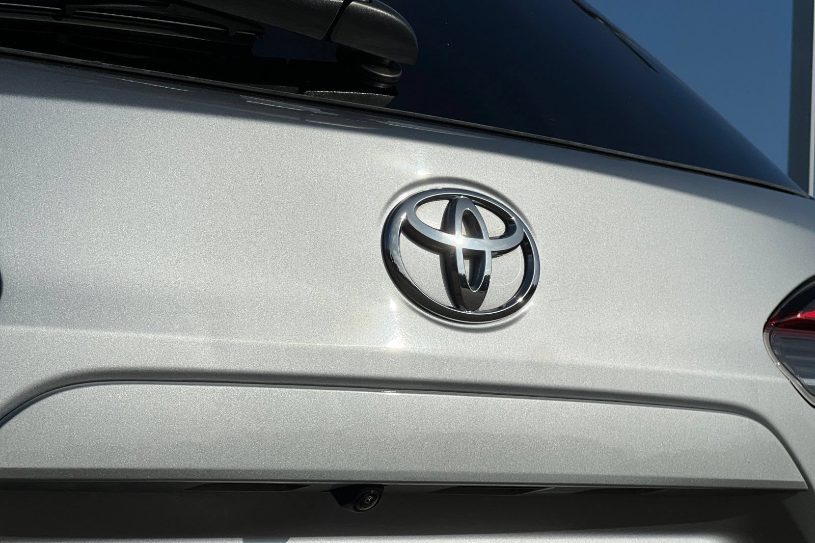 Certified 2025 Toyota Corolla Cross XLE FWD image 45