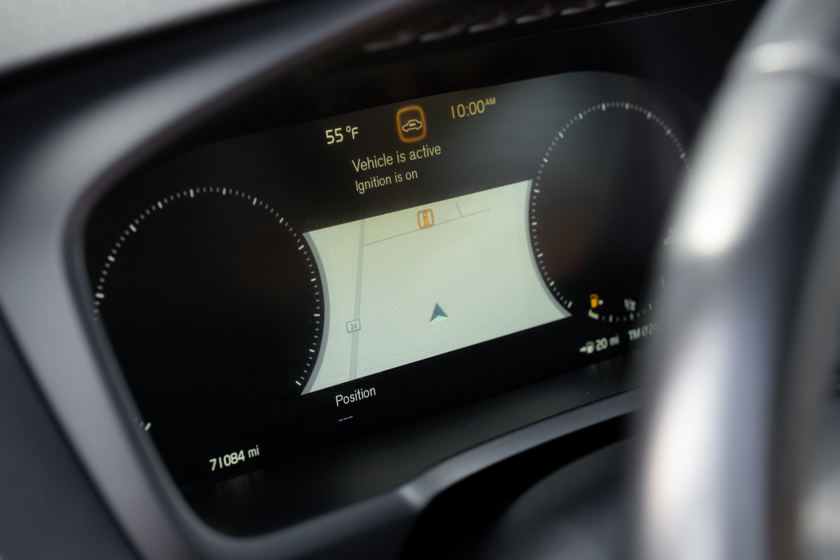 Used 2019 Volvo XC90 T6 Momentum image 12