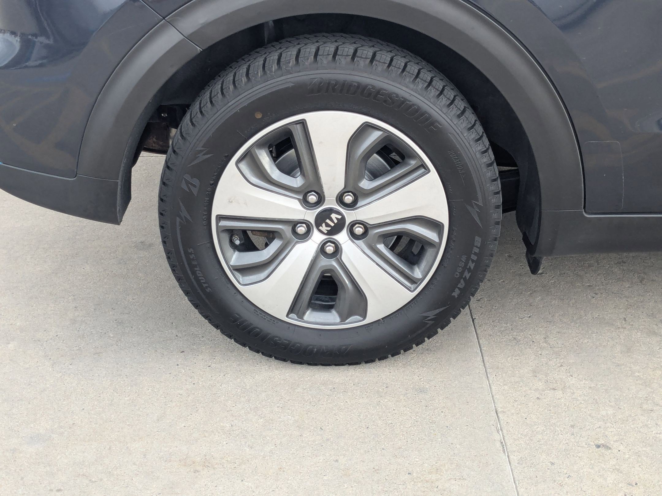 Used 2019 Kia Niro EX image 11