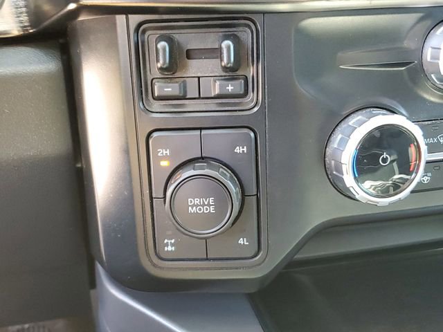 Used 2023 Ford F250 Lariat w/ Lariat Ultimate Package AWD/4WD image 19