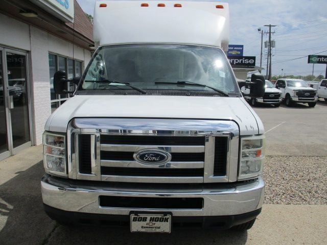 Used 2011 Ford E-350 and Econoline 350 Super Duty w/ PWR Locks & Windows Group RWD image 2