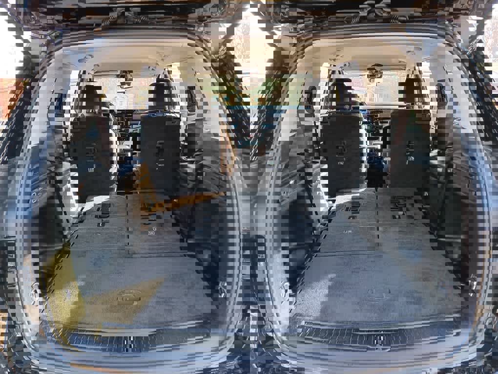 Used 2021 Jeep Grand Cherokee L Laredo w/ Luxury Tech Group I image 34