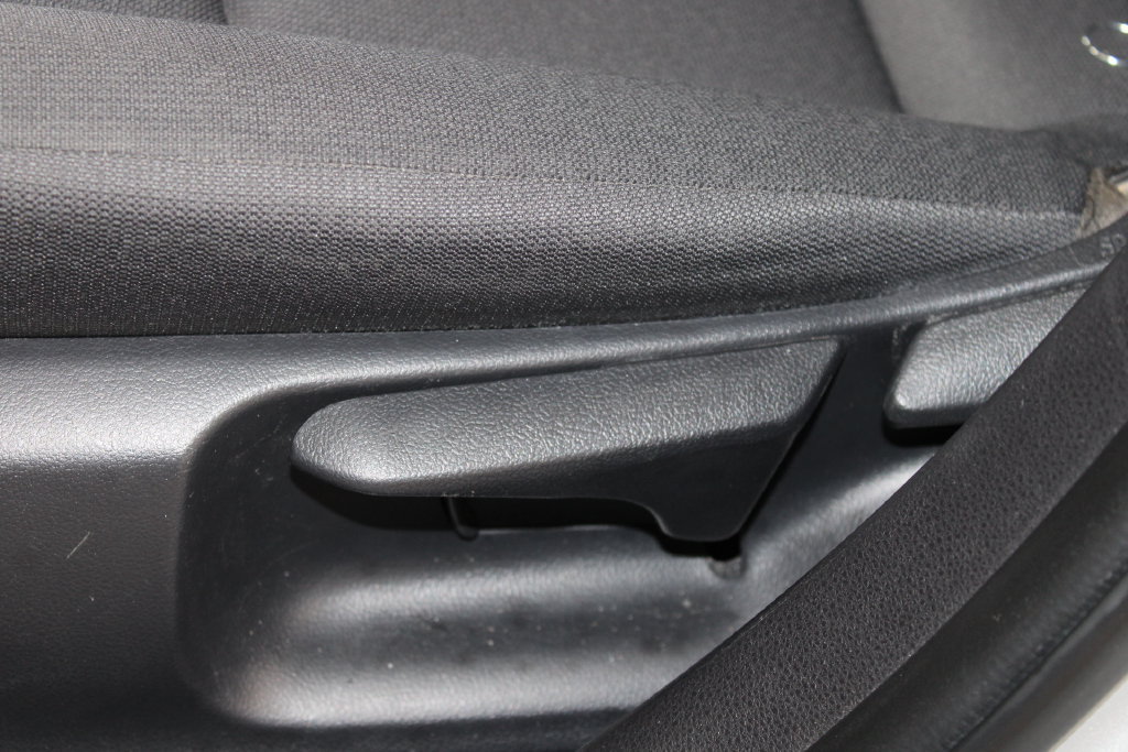 Used 2024 Toyota Corolla LE FWD image 14