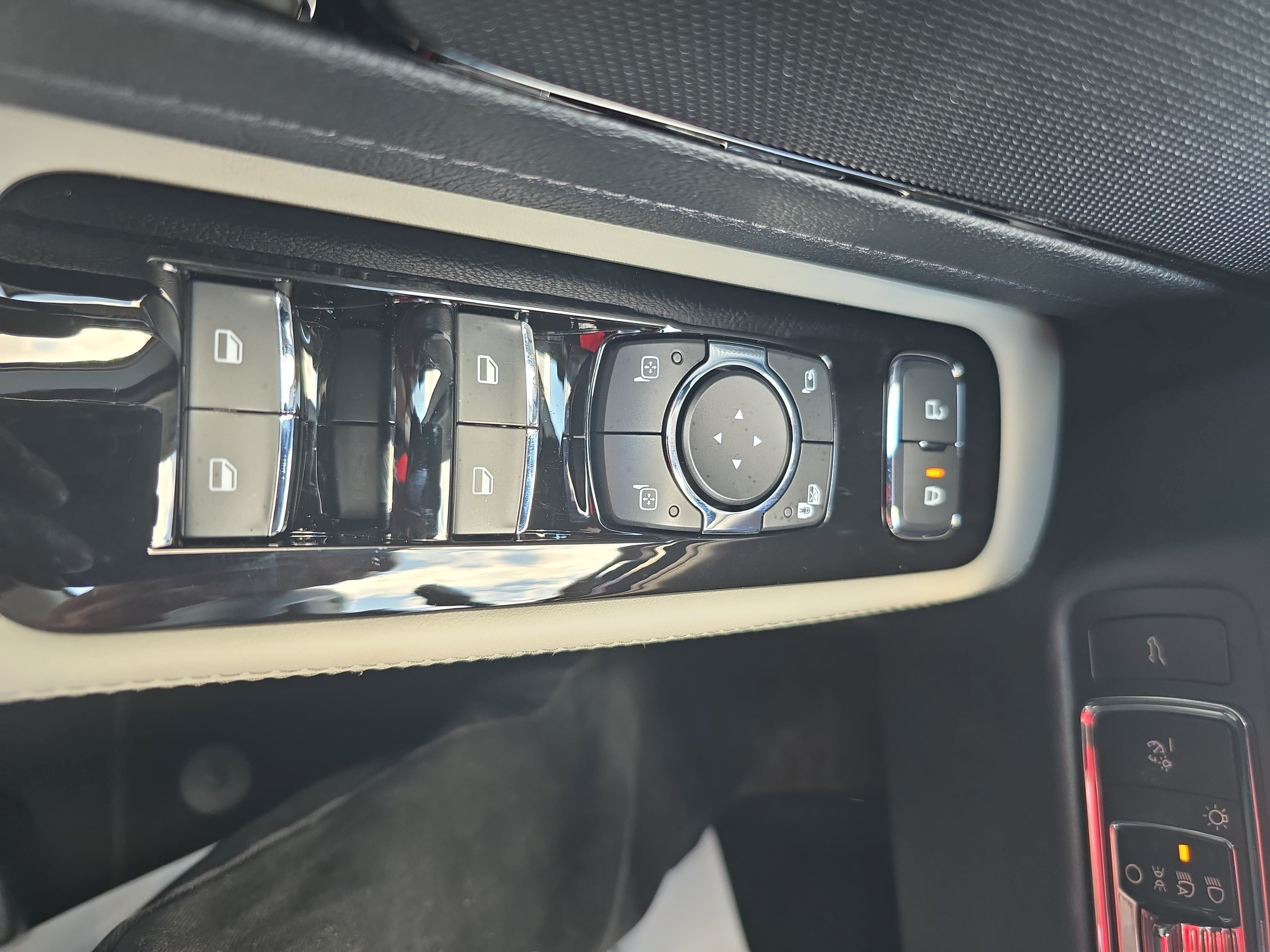 New 2026 Lincoln Aviator AWD image 27