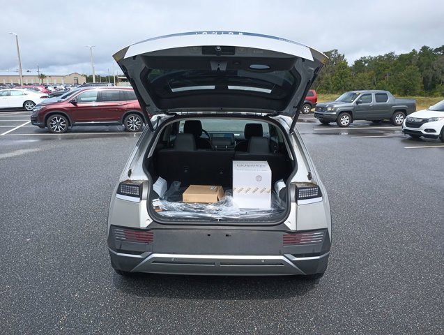 New 2023 Hyundai Ioniq 5 SEL image 17