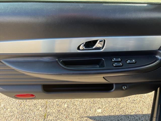 Used 2003 Ford Thunderbird RWD image 6