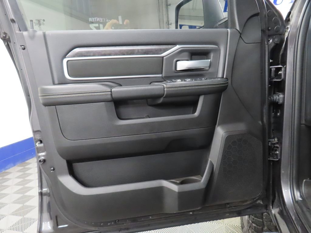 Used 2024 RAM 2500 Big Horn AWD/4WD image 56