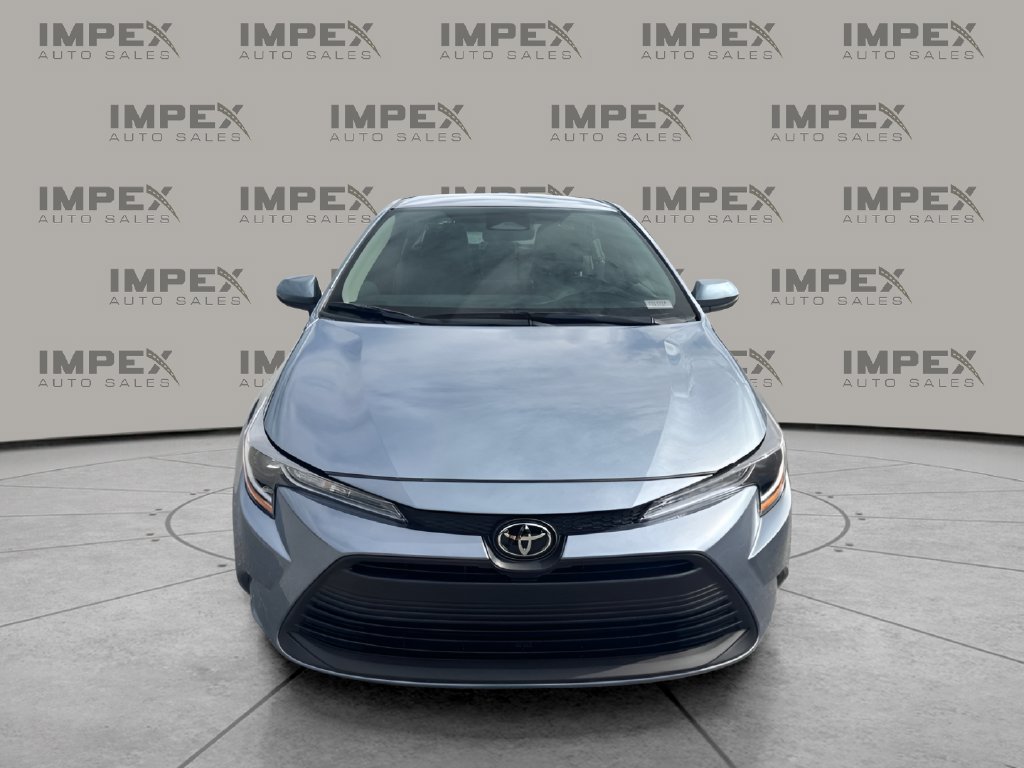 Used 2026 Toyota Corolla LE FWD image 8