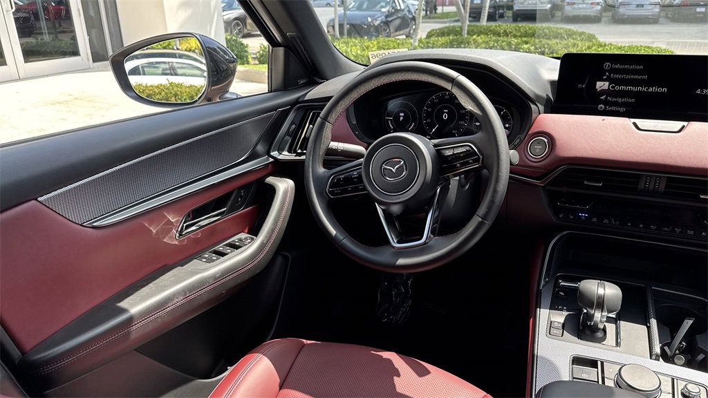 New 2025 MAZDA CX-70 Plug-In Hybrid w/ Premium Plus image 22