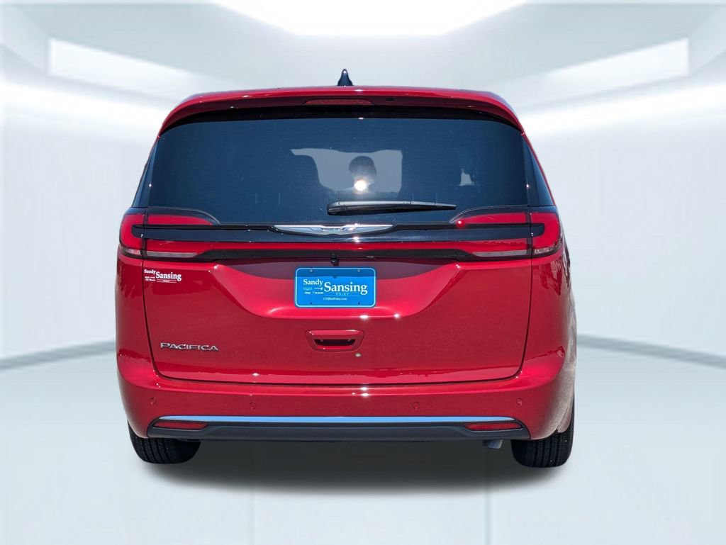 New 2026 Chrysler Pacifica Select image 5