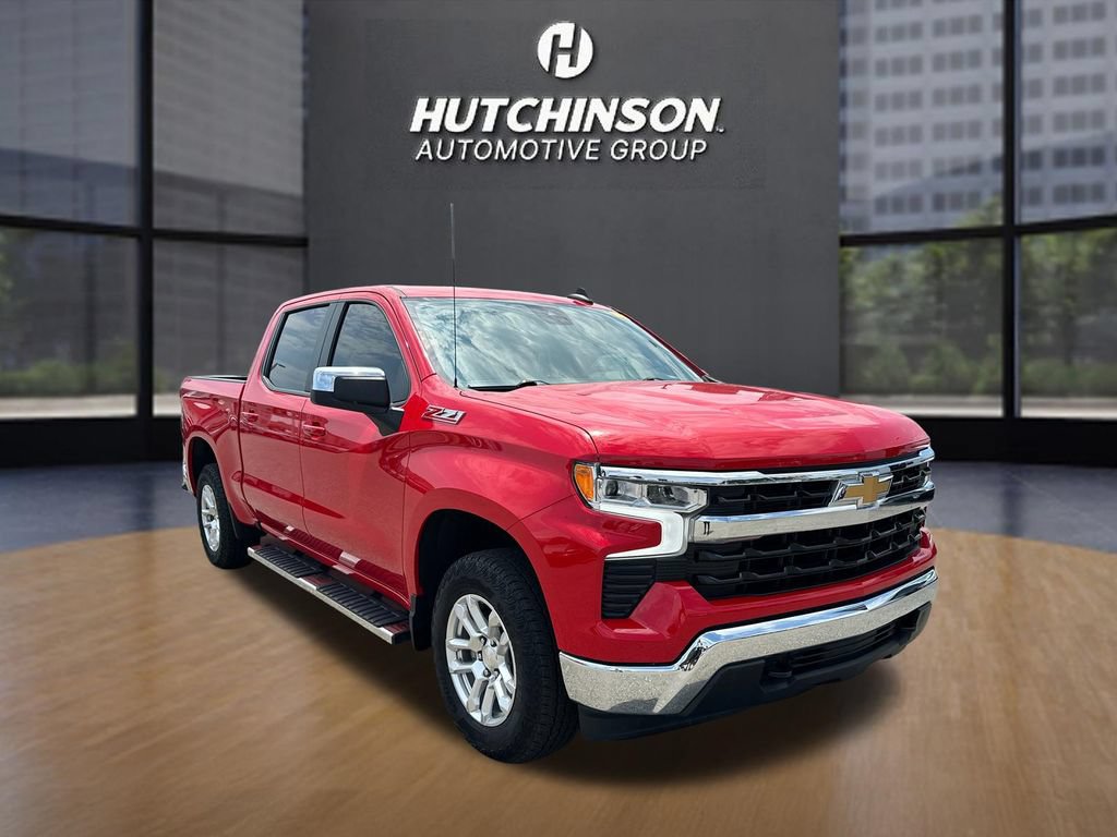 Used 2022 Chevrolet Silverado 1500 LT AWD/4WD image 1