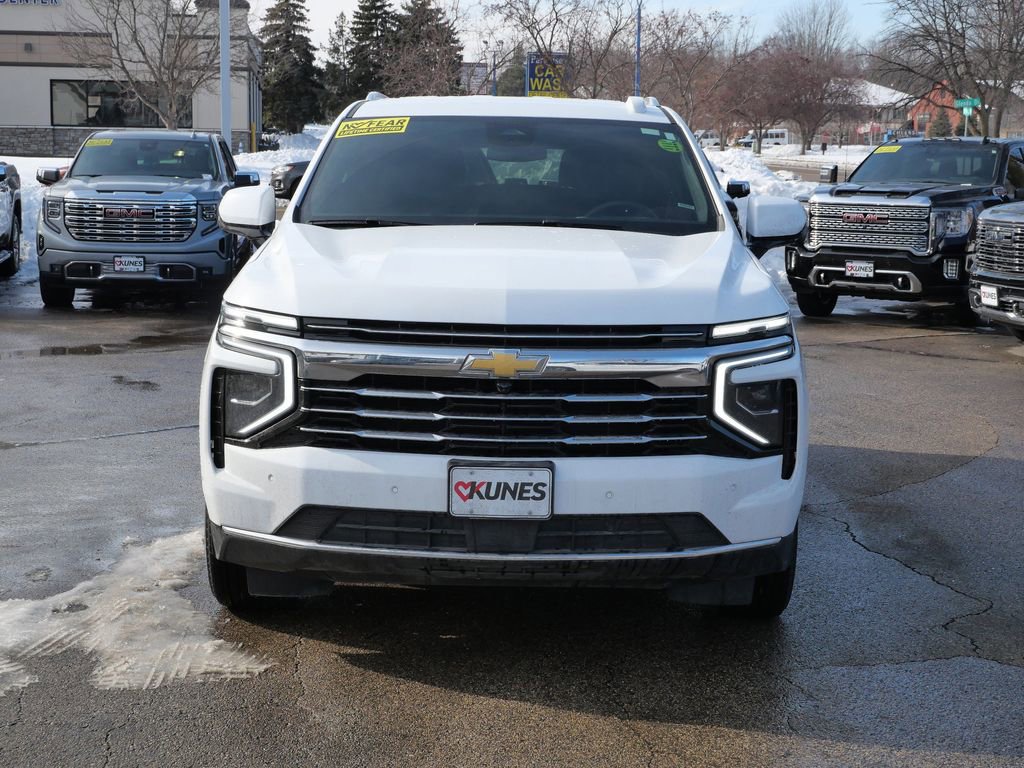 Used 2025 Chevrolet Tahoe LT AWD/4WD image 2