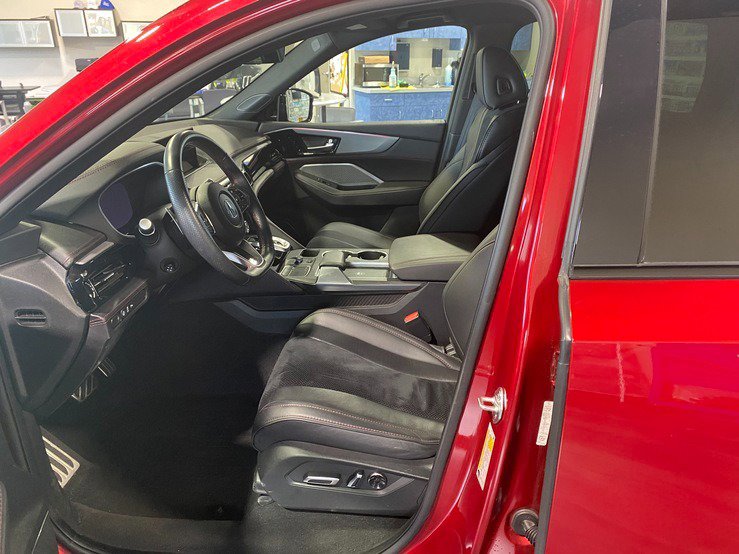 Used 2023 Acura MDX A-Spec image 12
