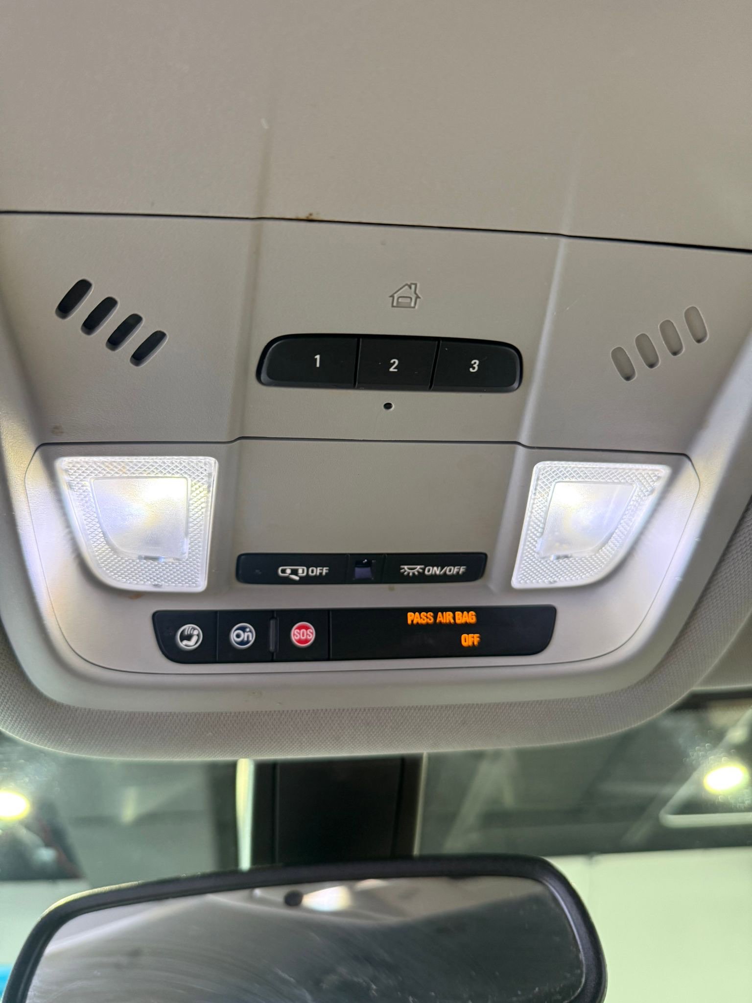 Used 2017 GMC Acadia SLT image 40
