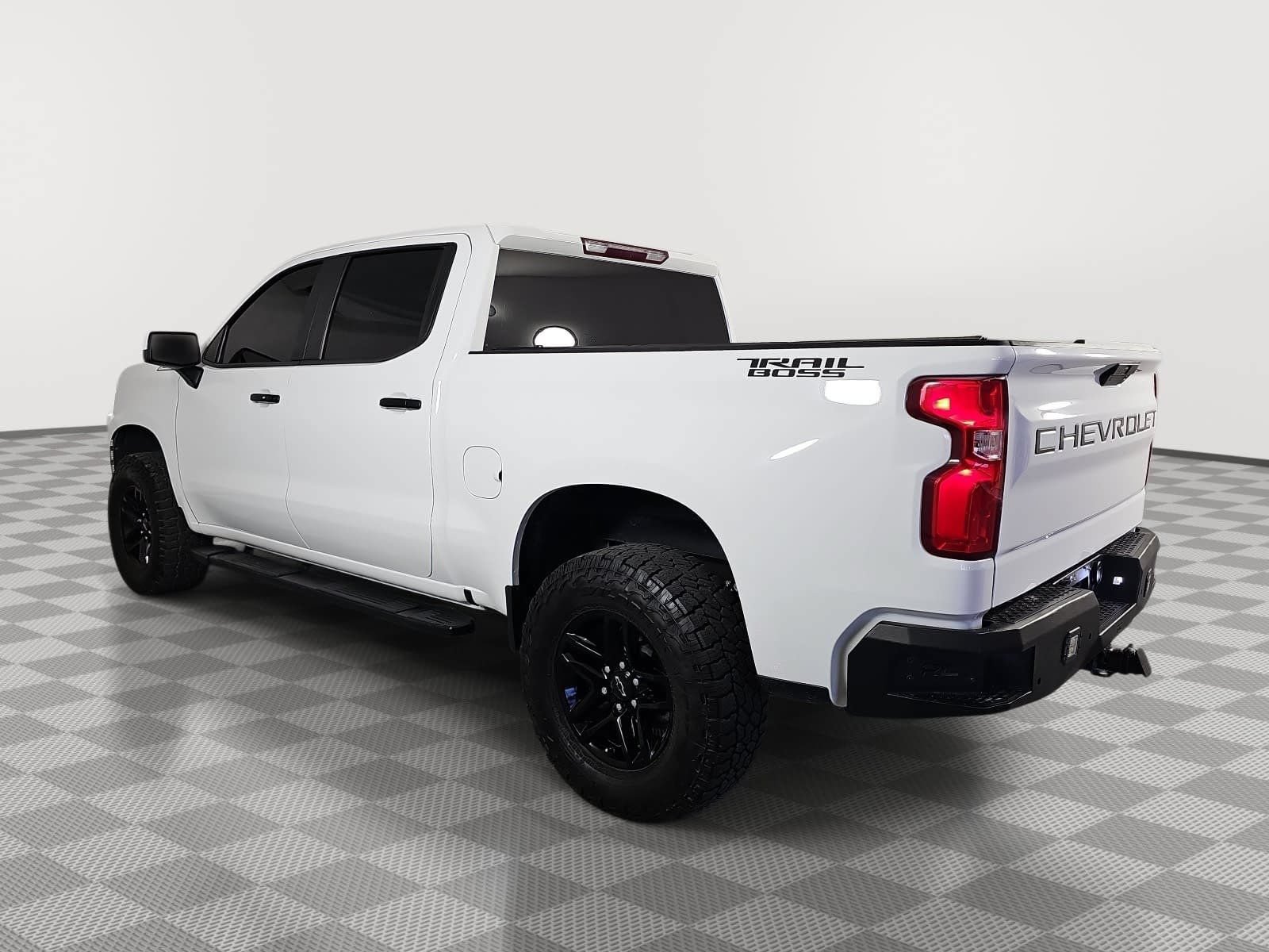 Used 2022 Chevrolet Silverado 1500 LT Trail Boss AWD/4WD image 6