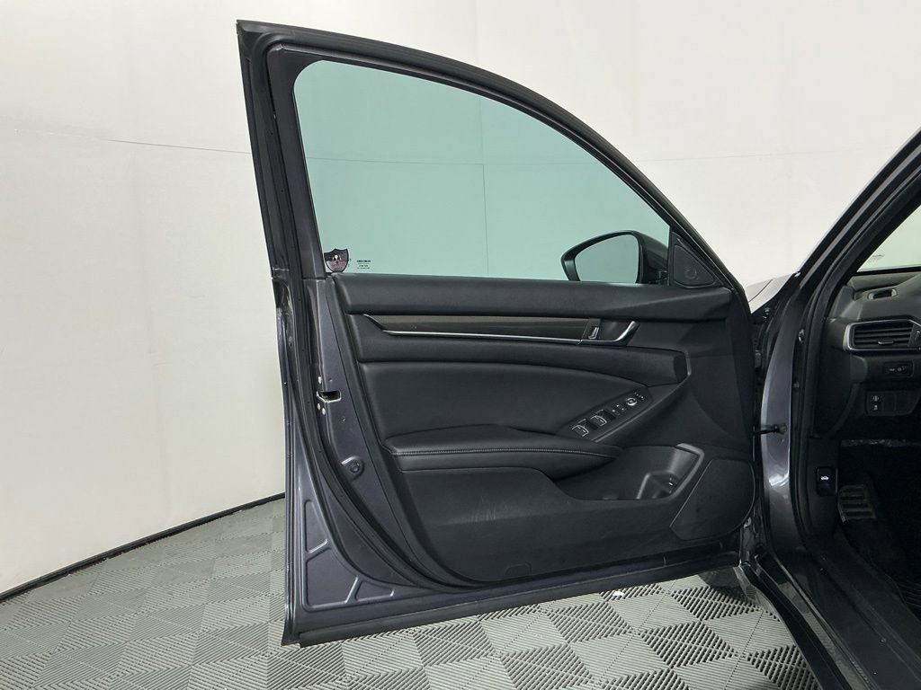 Used 2020 Honda Accord Sport image 20