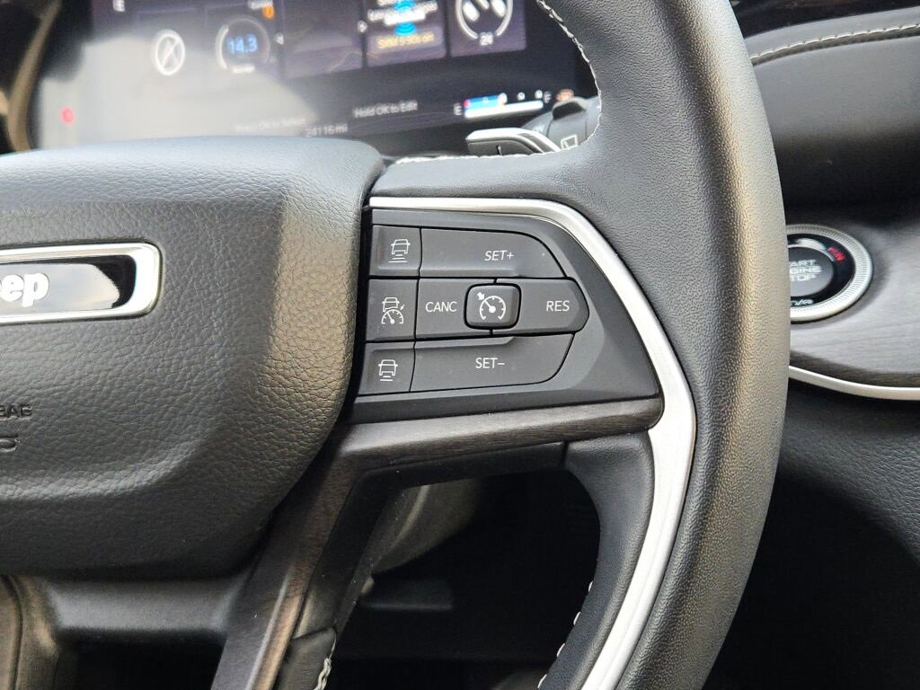 Used 2022 Jeep Grand Cherokee L Limited w/ Trailer Tow Group (B) image 33