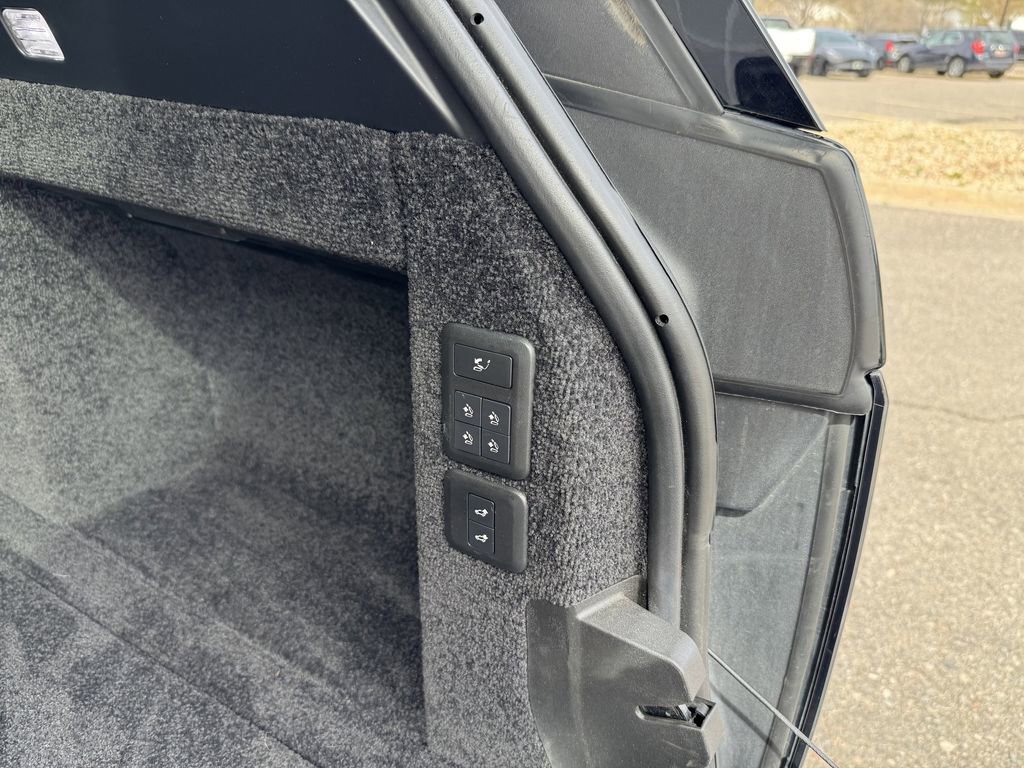 Used 2018 Land Rover Range Rover SV Autobiography Dynamic image 12