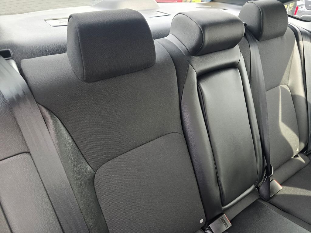 Used 2025 Honda Civic Sport image 15