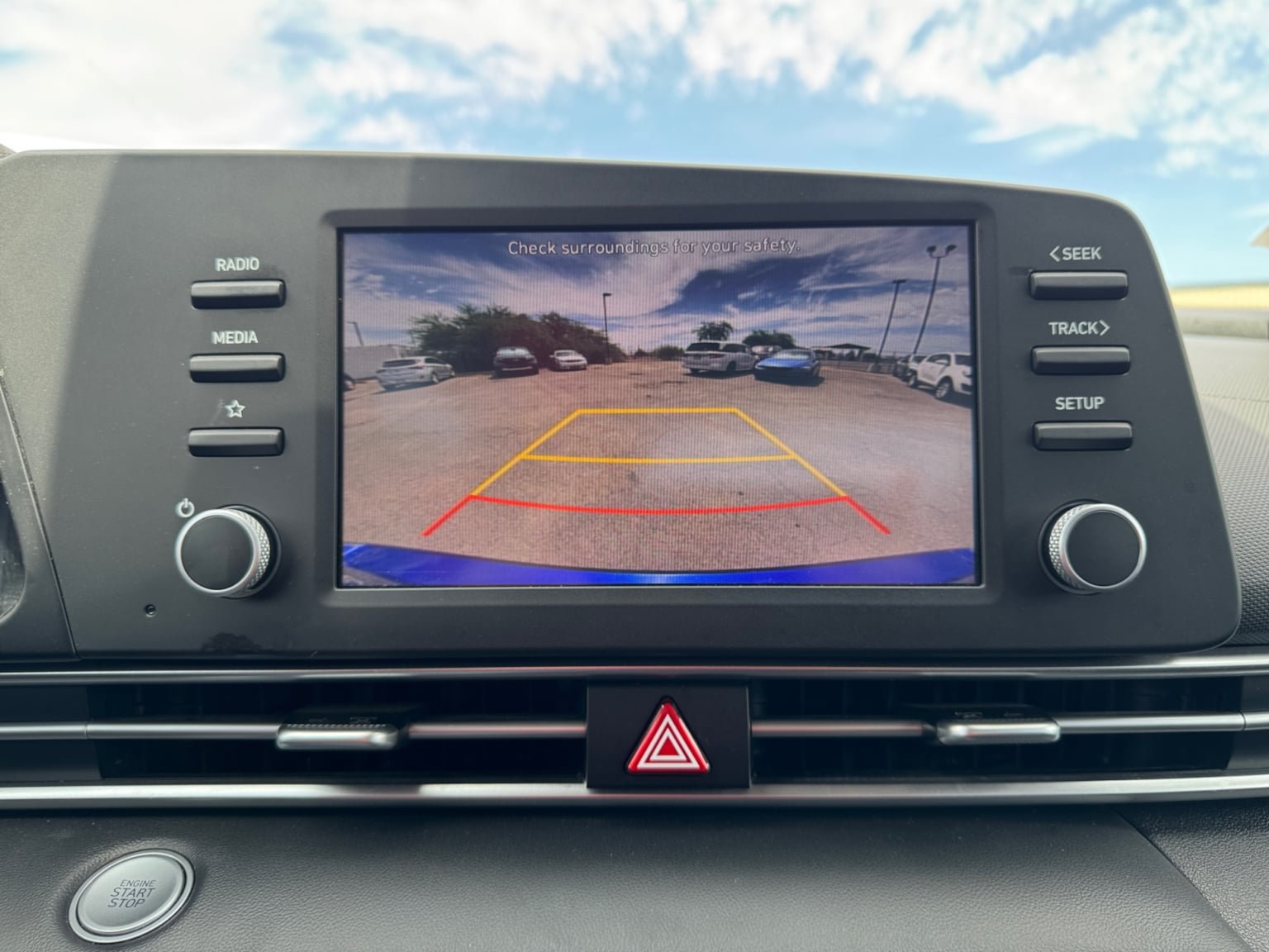 Used 2023 Hyundai Elantra SEL FWD image 21