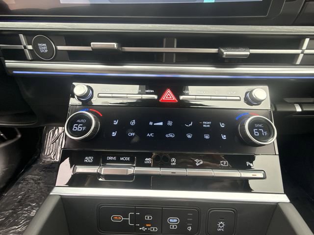 New 2025 Hyundai Santa Fe Limited image 19