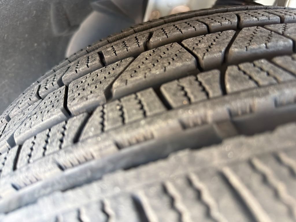 Certified 2025 Mercedes-Benz GLE 450 4MATIC image 16