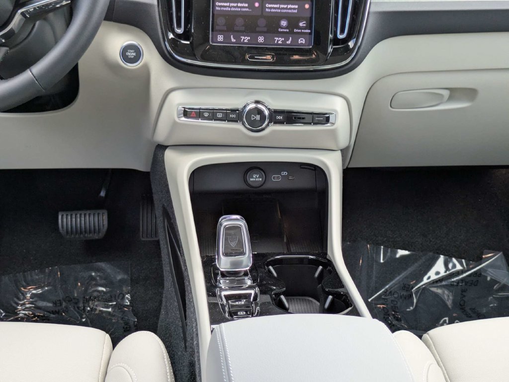 New 2026 Volvo XC40 B5 Ultra AWD/4WD image 20